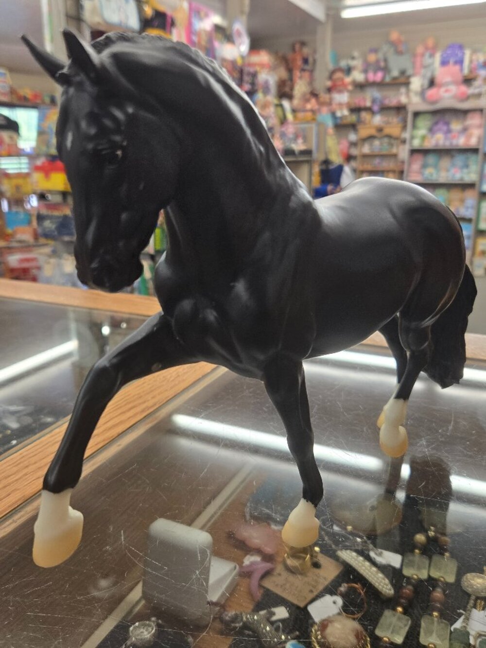 Breyer Model Horse Totilas black no stand